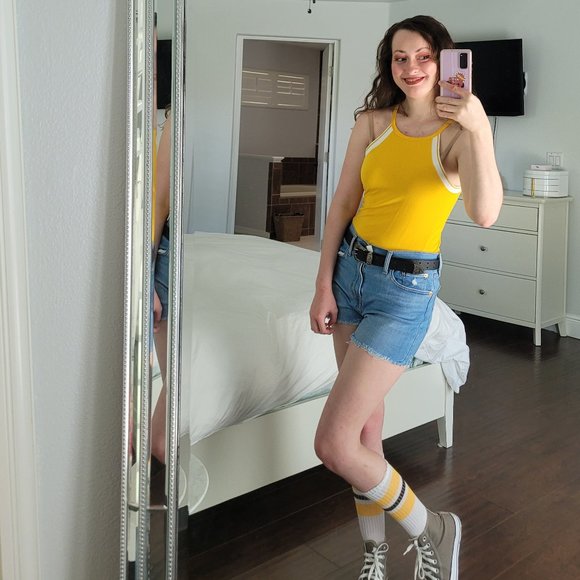 Meet your Posher, Eva - Picture 1 of 1